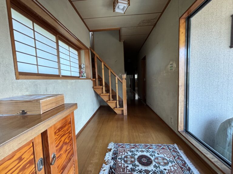 高齢の親を近くのホームに迎えたので実家を処分